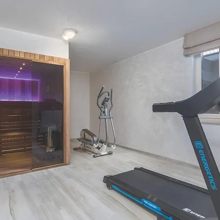 Exclusive Milanni Mit Riesigem Pool Und Jacuzzi * Srbinjak